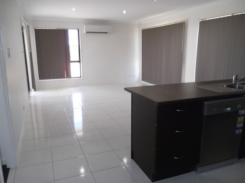 9 Marc Crescent, Gracemere QLD 4702