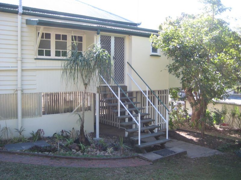 11 Knutsford Street, Wandal QLD 4700