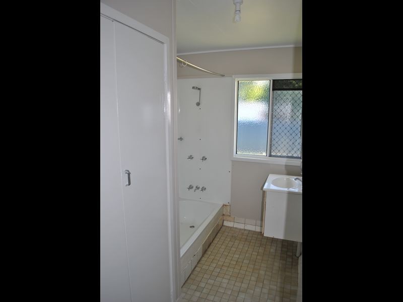 273 Fisher Street, Koongal QLD 4701