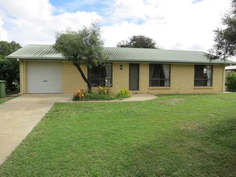 4 Cowan Street, Gracemere QLD 4702