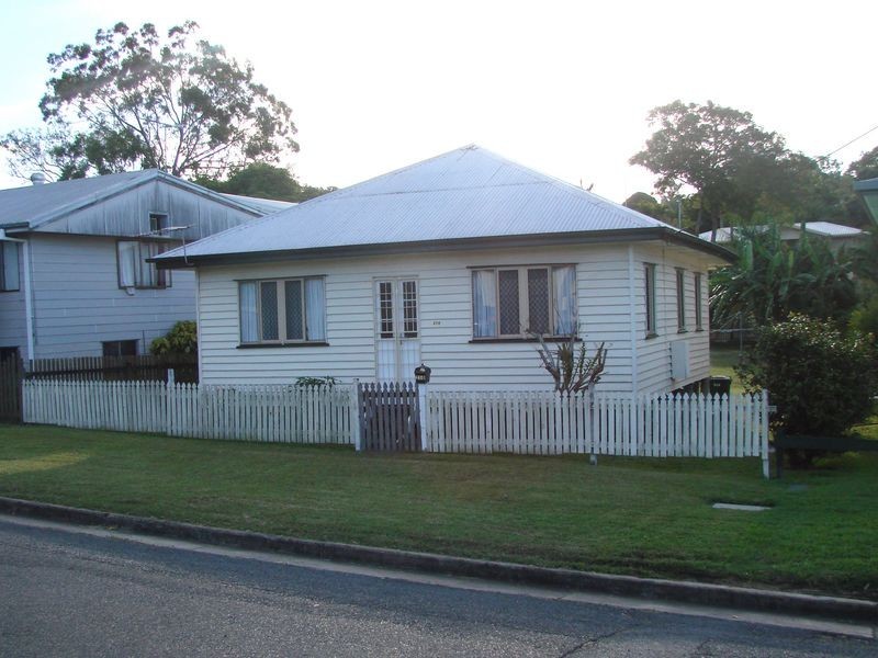 216 Denham Street, The Range QLD 4700