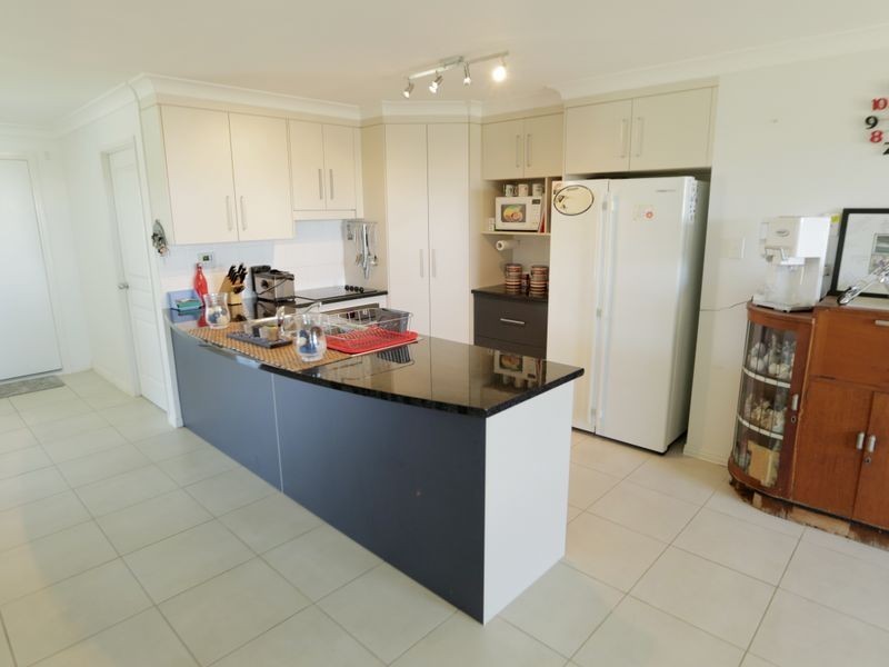 8 Emery Street, Gracemere QLD 4702