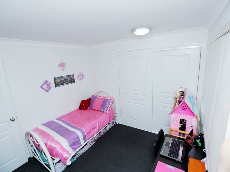 8 Emery Street, Gracemere QLD 4702