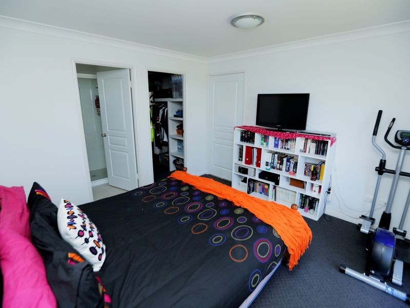 8 Emery Street, Gracemere QLD 4702