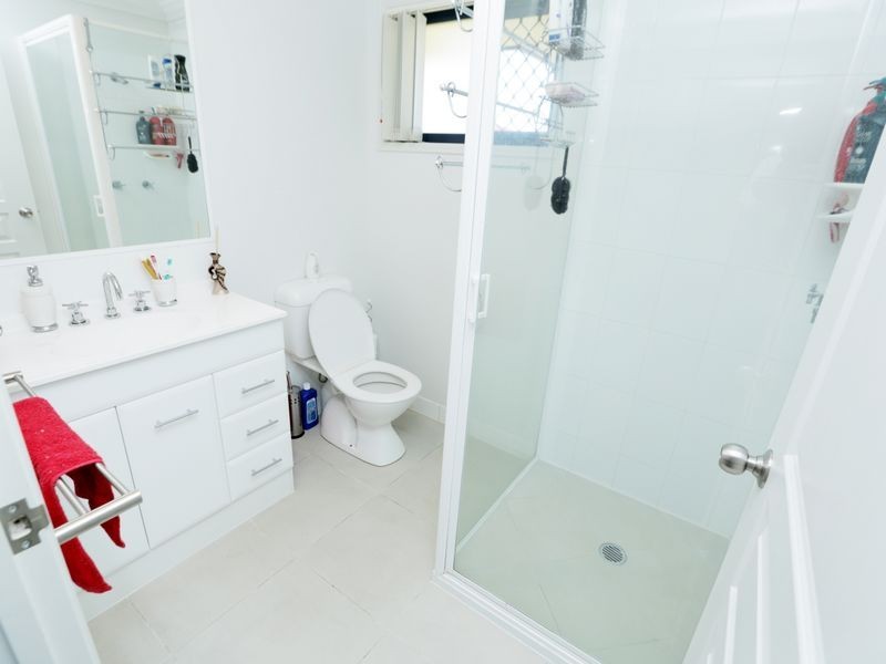 8 Emery Street, Gracemere QLD 4702