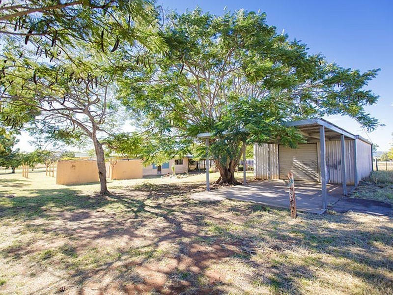 175 Somerset Rd, Gracemere QLD 4702