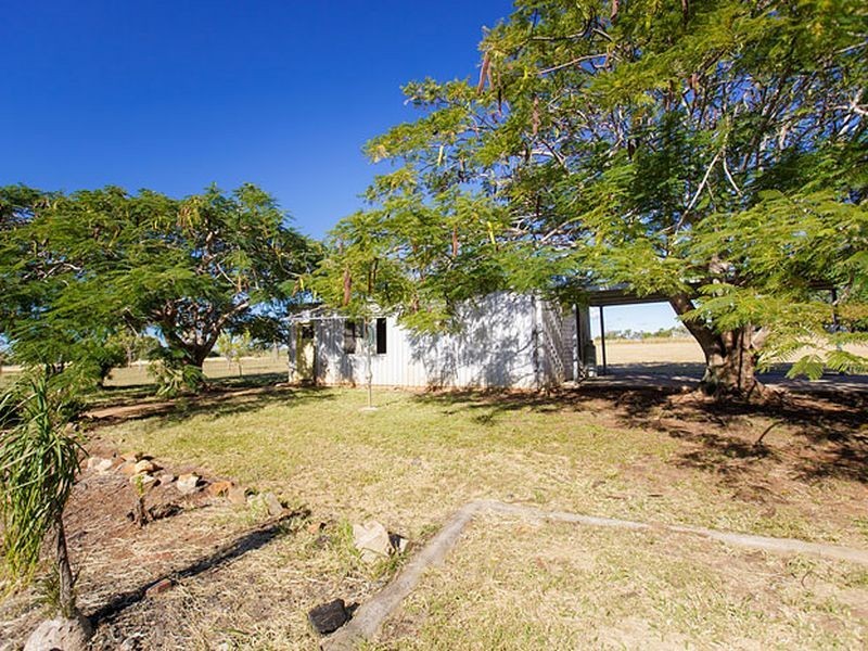 175 Somerset Rd, Gracemere QLD 4702