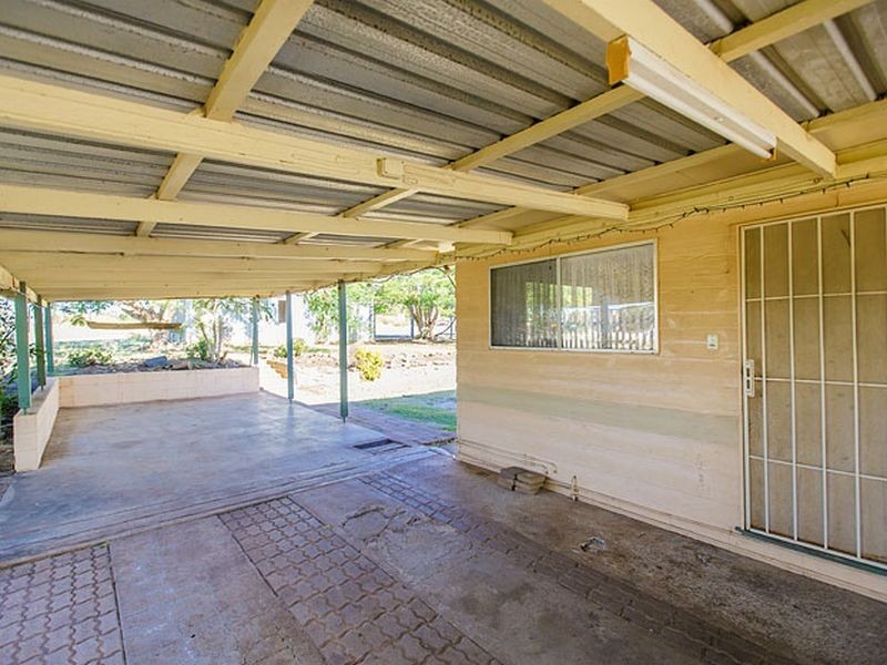 175 Somerset Rd, Gracemere QLD 4702