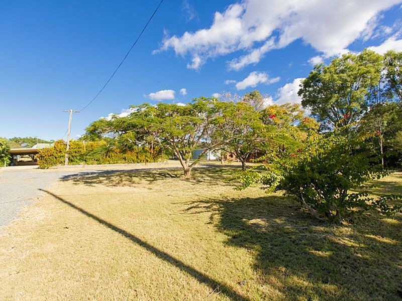 175 Somerset Rd, Gracemere QLD 4702