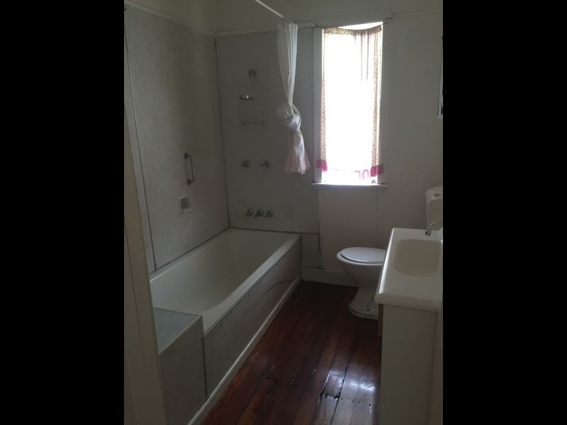 178 Dean Street, Berserker QLD 4701