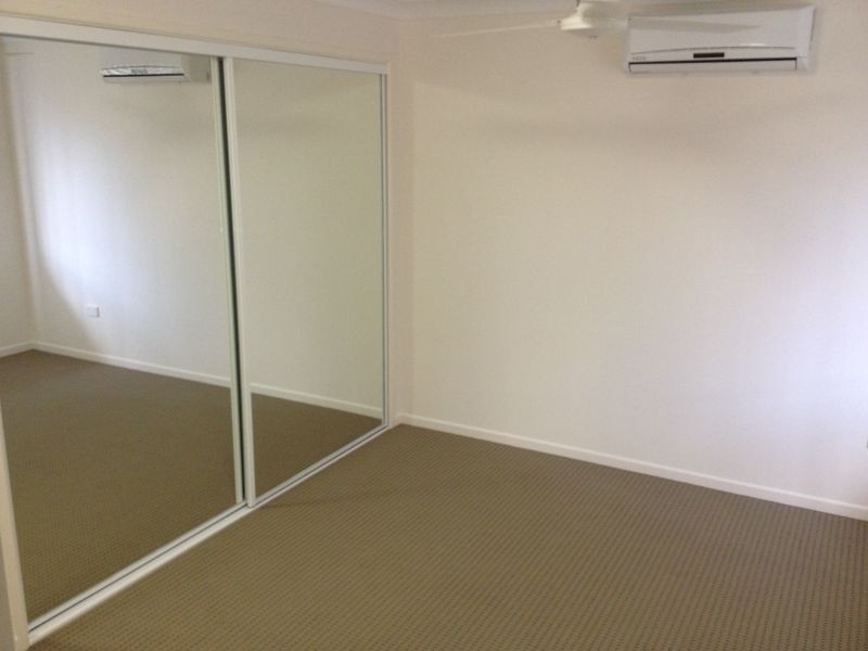 25 Jane Crescent, Gracemere QLD 4702