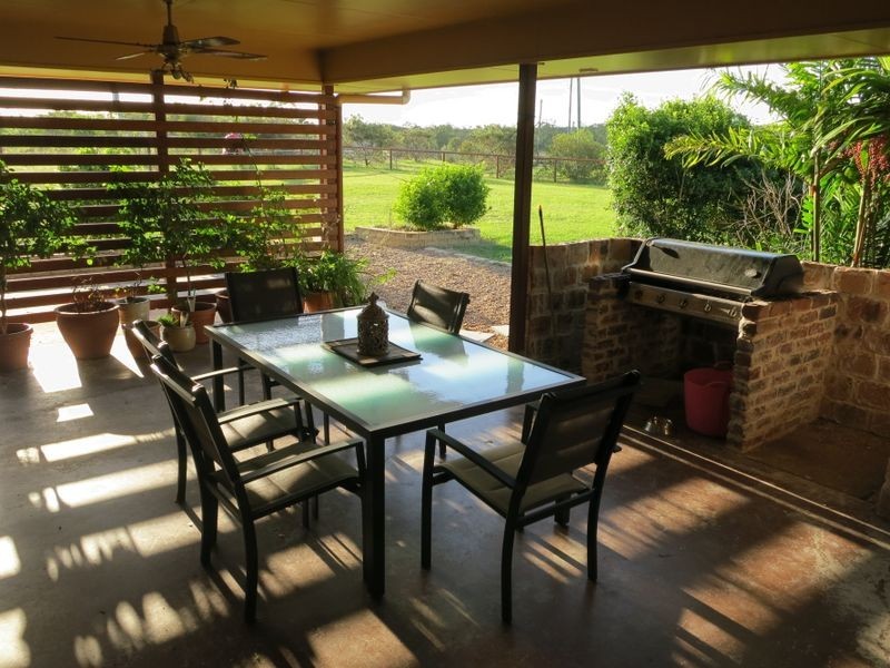 24 Sturt Drive, Glendale QLD 4711