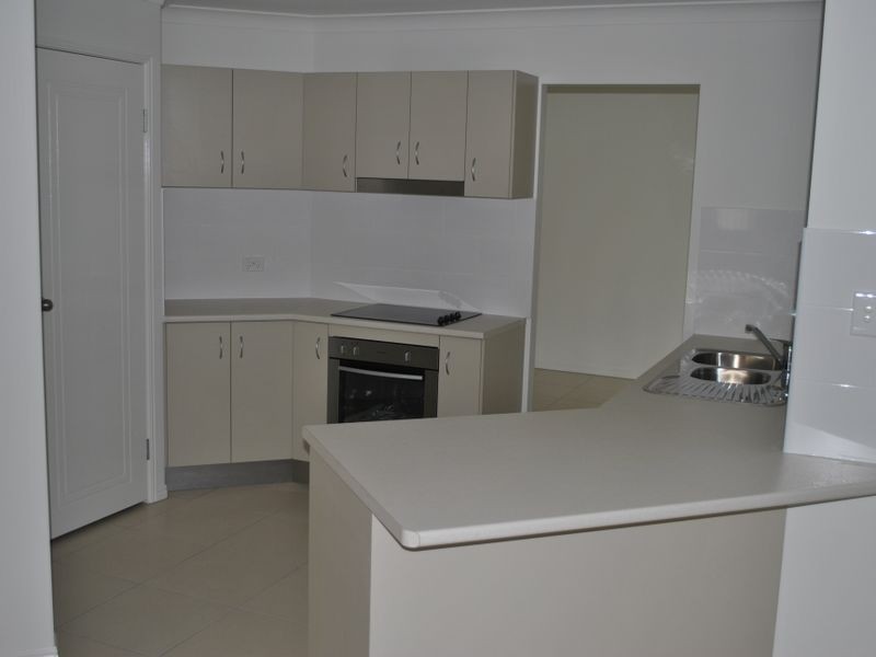 4 Hume Court, Gracemere QLD 4702
