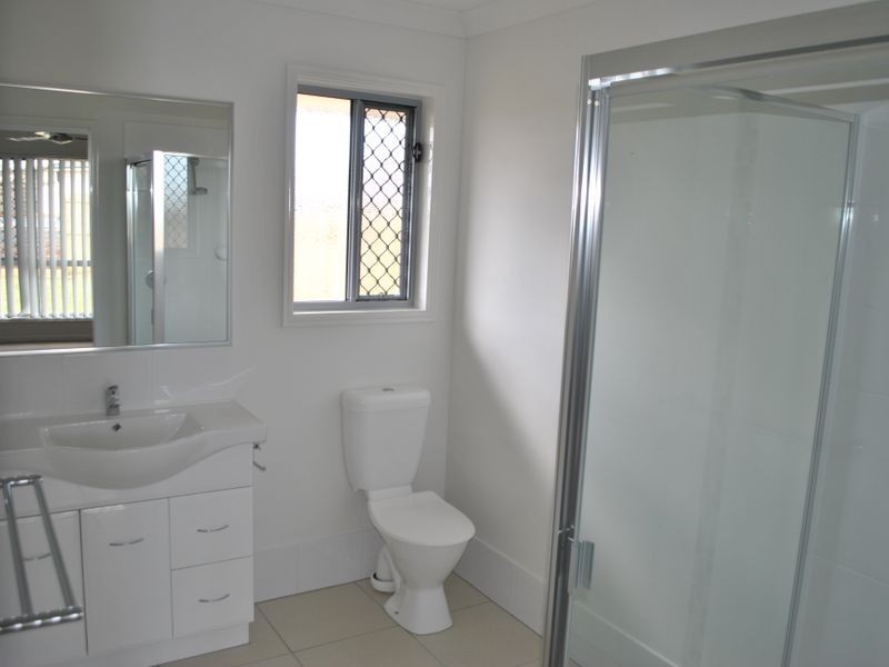 4 Hume Court, Gracemere QLD 4702