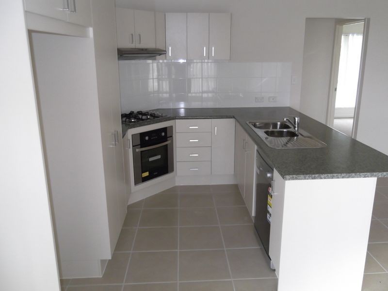 2 Aimee Court, Gracemere QLD 4702