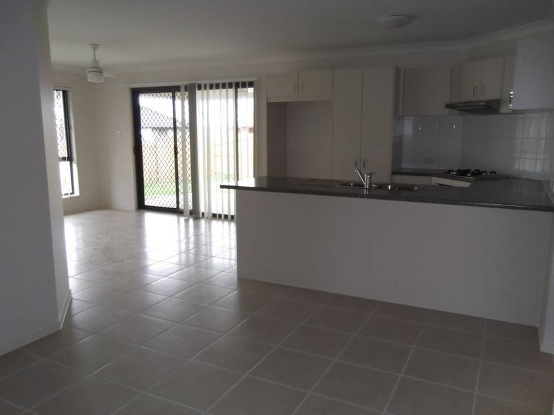 2 Aimee Court, Gracemere QLD 4702