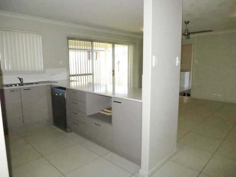 4 Tawarra Crescent, Gracemere QLD 4702
