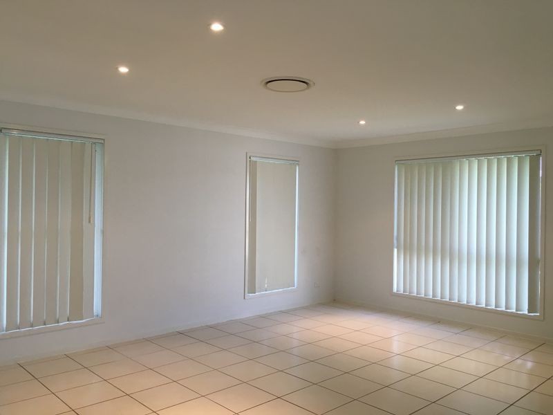 43 Jamie Crescent, Gracemere QLD 4702