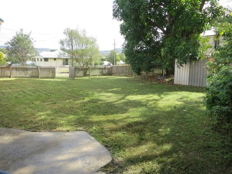 23 Black Street, Mount Morgan QLD 4714