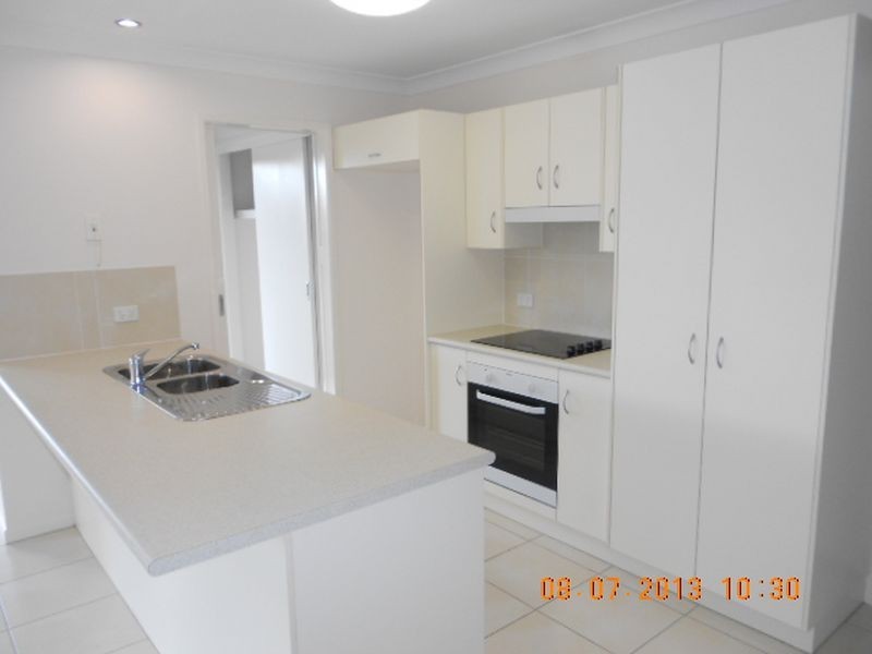 14 Jane Crescent, Gracemere QLD 4702