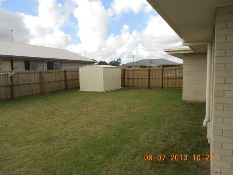 14 Jane Crescent, Gracemere QLD 4702