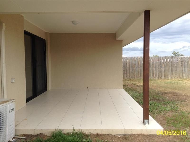 17 Brodie Drive, Gracemere QLD 4702