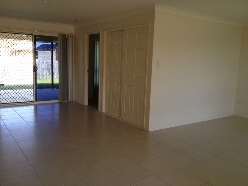 45 Riley Drive, Gracemere QLD 4702