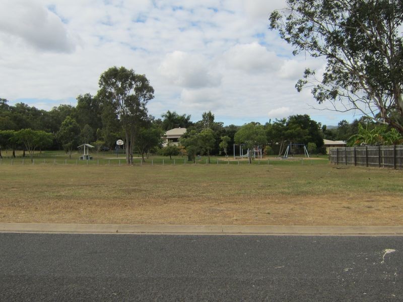 38 Brosnan Crescent, Parkhurst QLD 4702