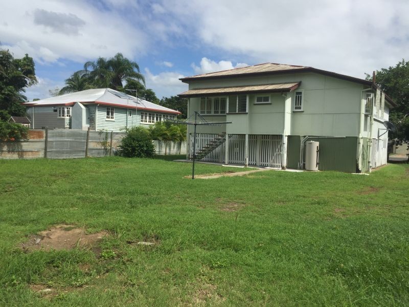 20 Henderson Street, Park Avenue QLD 4701