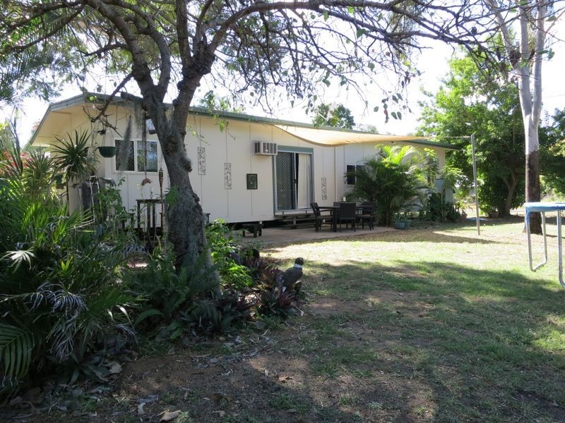 60 Moonmera Street, Kabra QLD 4702