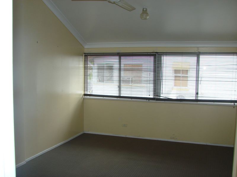 376 East Street, Depot Hill QLD 4700