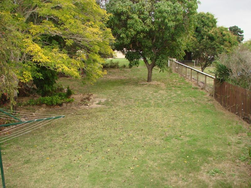 376 East Street, Depot Hill QLD 4700