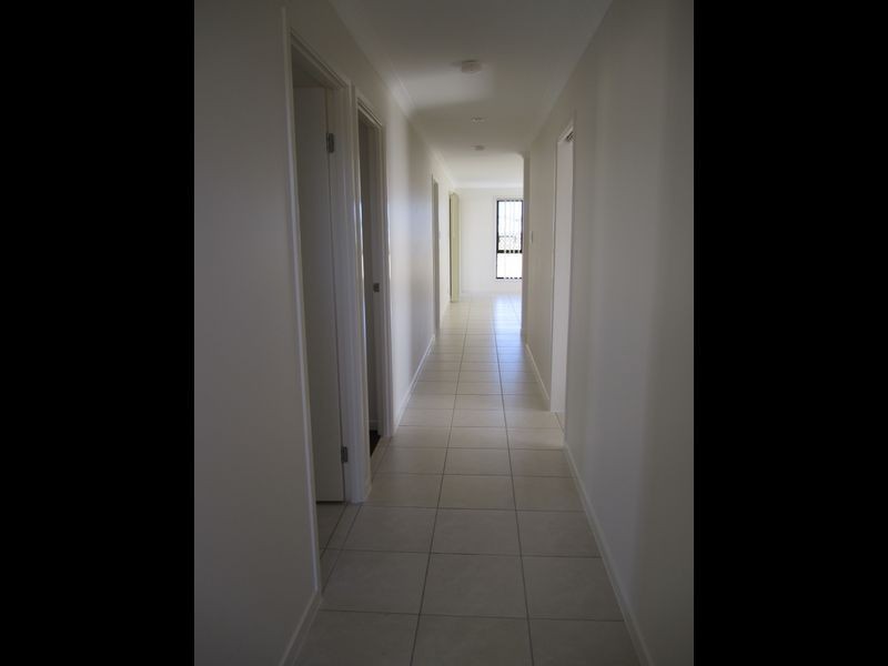 6 Sylvana Avenue, Gracemere QLD 4702