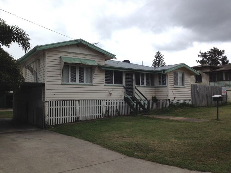 27 Card Street, Berserker QLD 4701