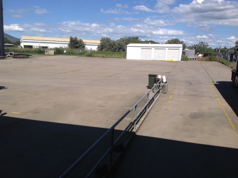 15 Dooley Street, Park Avenue QLD 4701