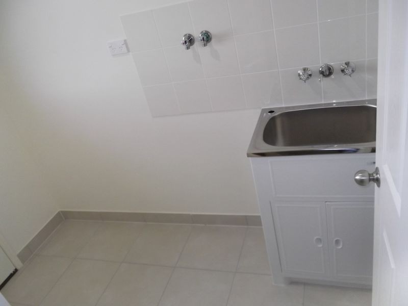 4 Violet Drive, Gracemere QLD 4702