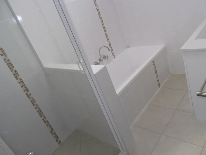 4 Violet Drive, Gracemere QLD 4702