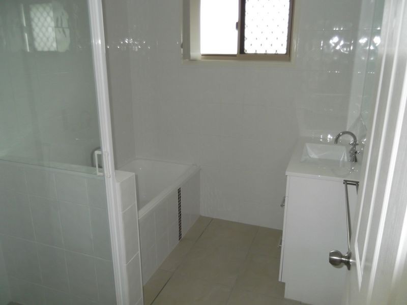 15 Press Court, Gracemere QLD 4702