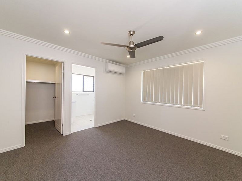 9/ Leitrim Court, Parkhurst QLD 4702