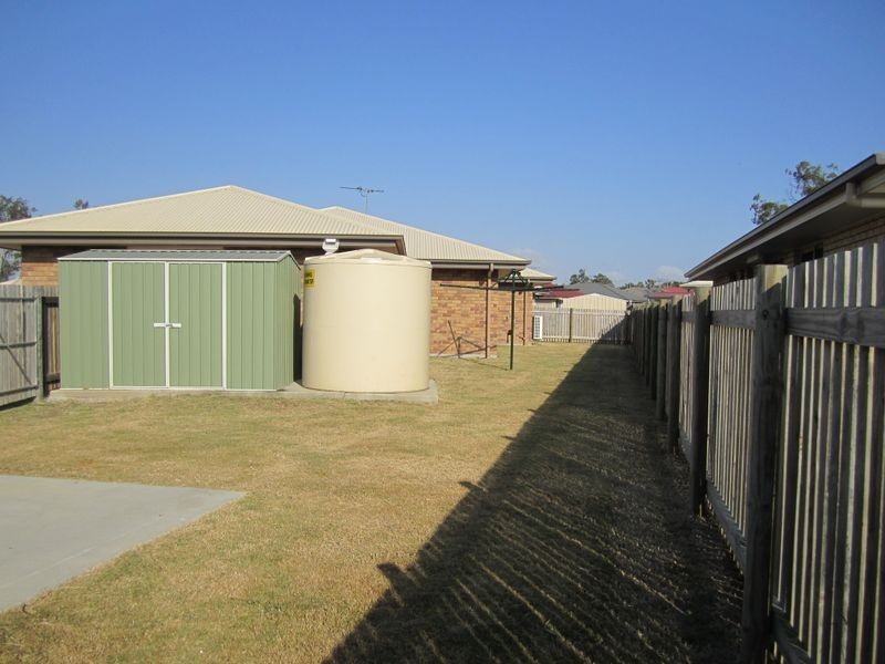 27 Riley Drive, Gracemere QLD 4702