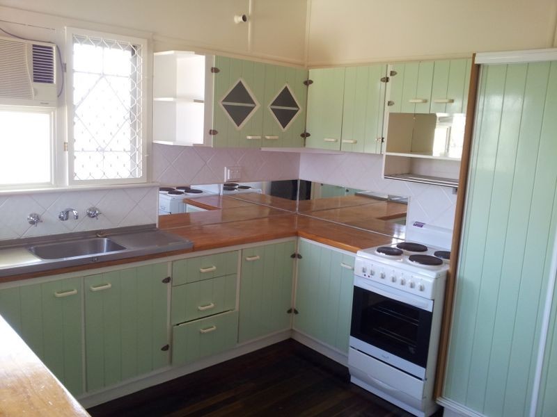 9 Boldeman Street, The Range QLD 4700
