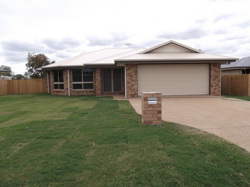 17 Tippett Crescent, Gracemere QLD 4702