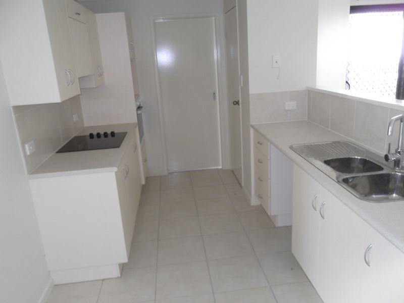33 Leichhardt Drive, Gracemere QLD 4702