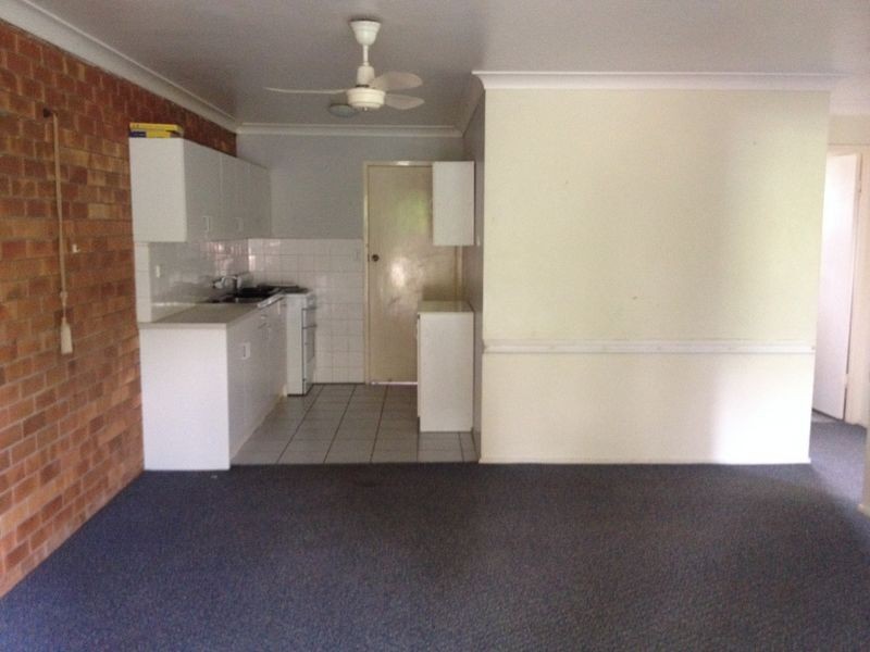 2/277 Blanchfield Street, Koongal QLD 4701