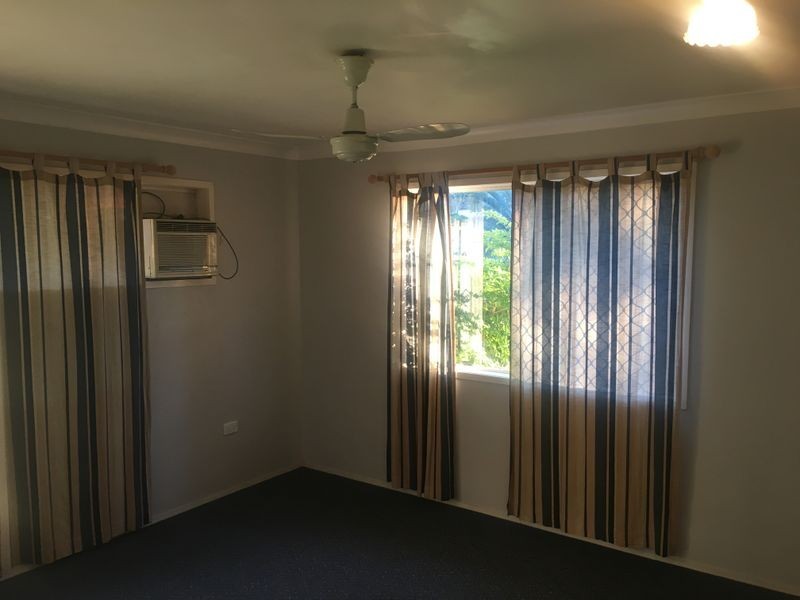2/277 Blanchfield Street, Koongal QLD 4701