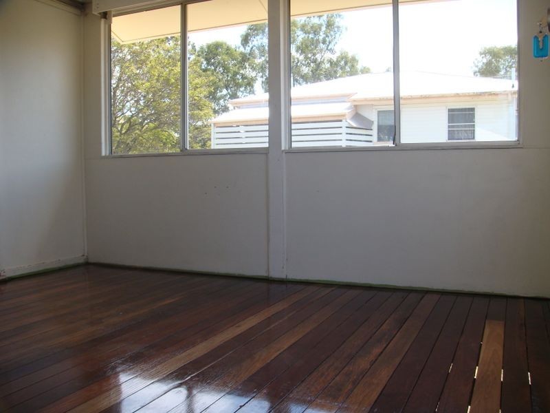 33 Ellis Street, Berserker QLD 4701