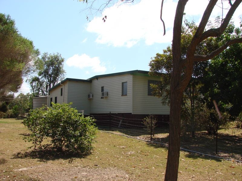 2 Radloff Street, Baree QLD 4714