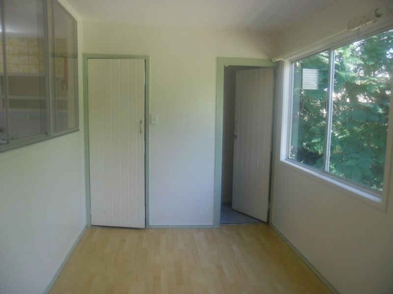 236 Elphinstone Street, Berserker QLD 4701