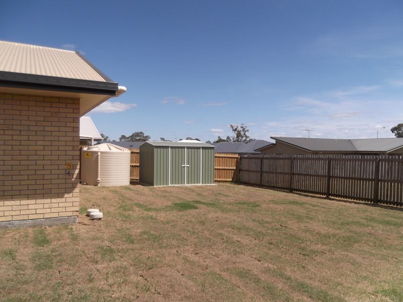 9 Jane Crescent, Gracemere QLD 4702