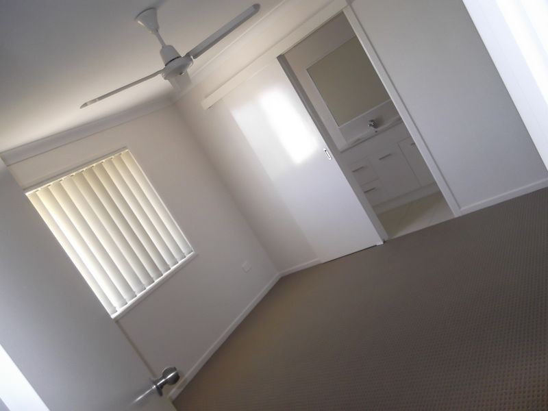 9 Jane Crescent, Gracemere QLD 4702